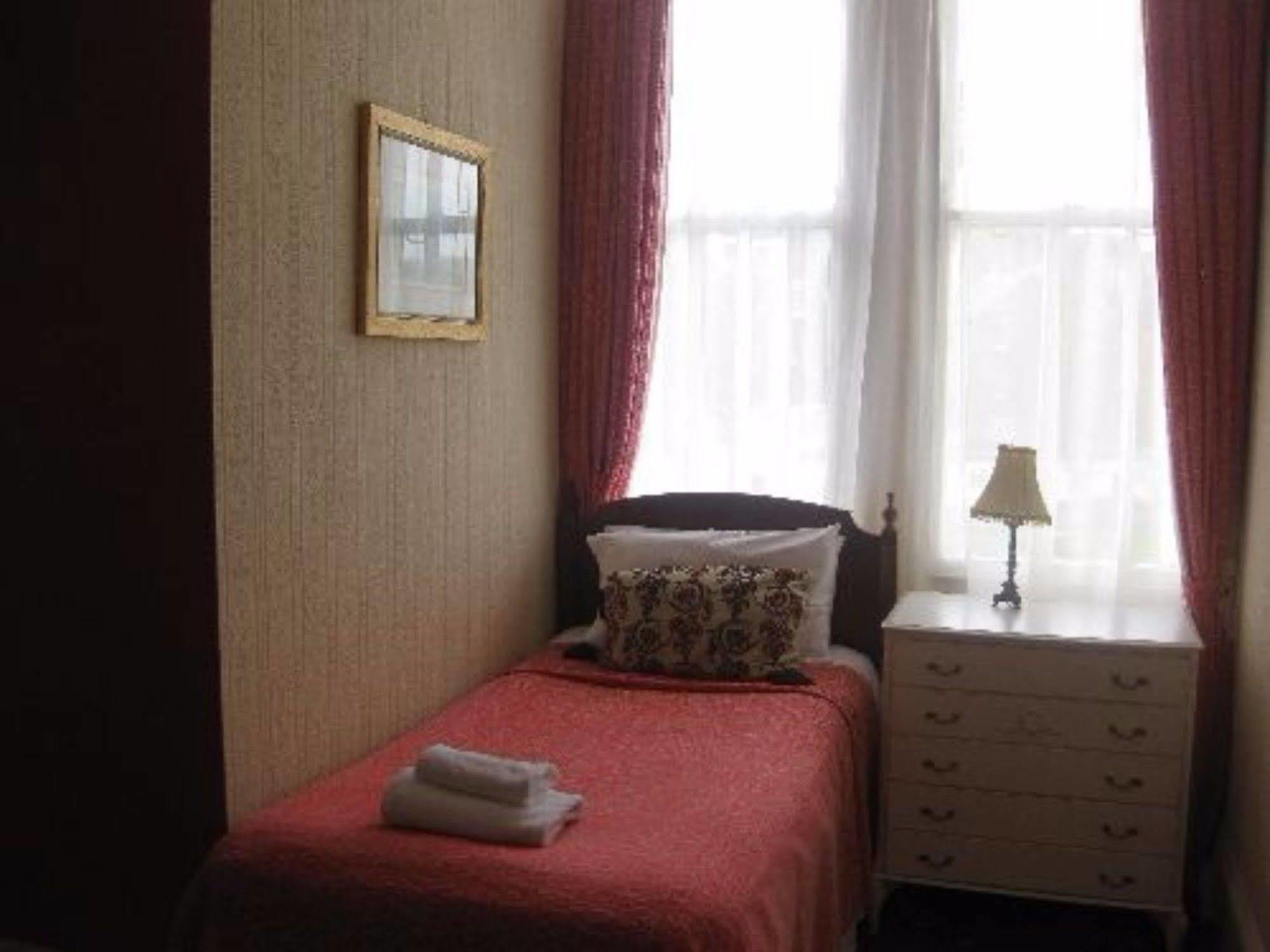 Park View Hotel Істборн Екстер'єр фото